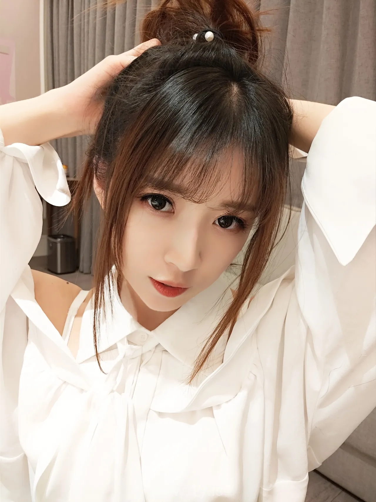 小女巫露娜 NO.004 条纹提花白衬衣